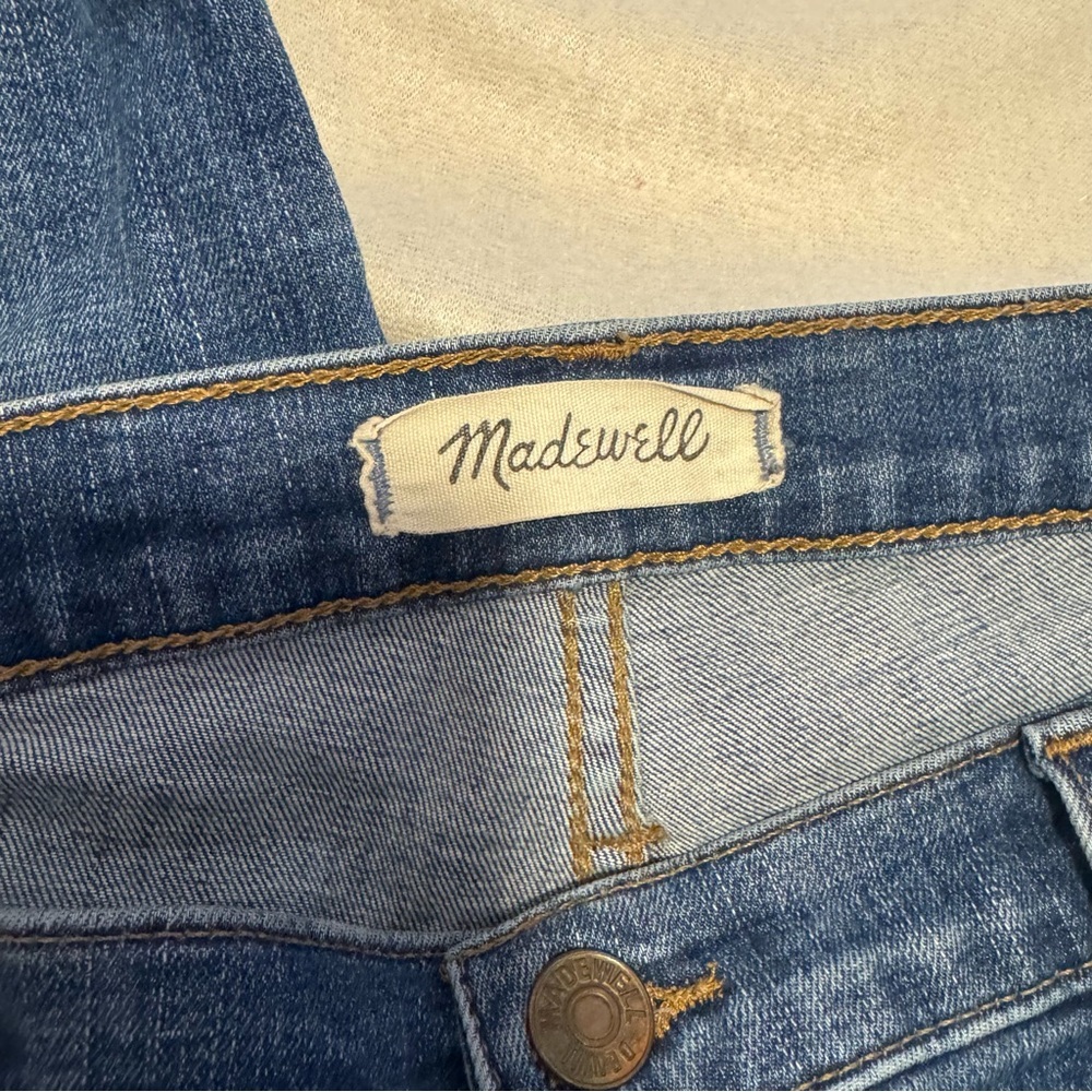 MADEWELL 10" High-Rise Skinny Jeans: Drop Step-Hem Edition - Picture 10 of 12